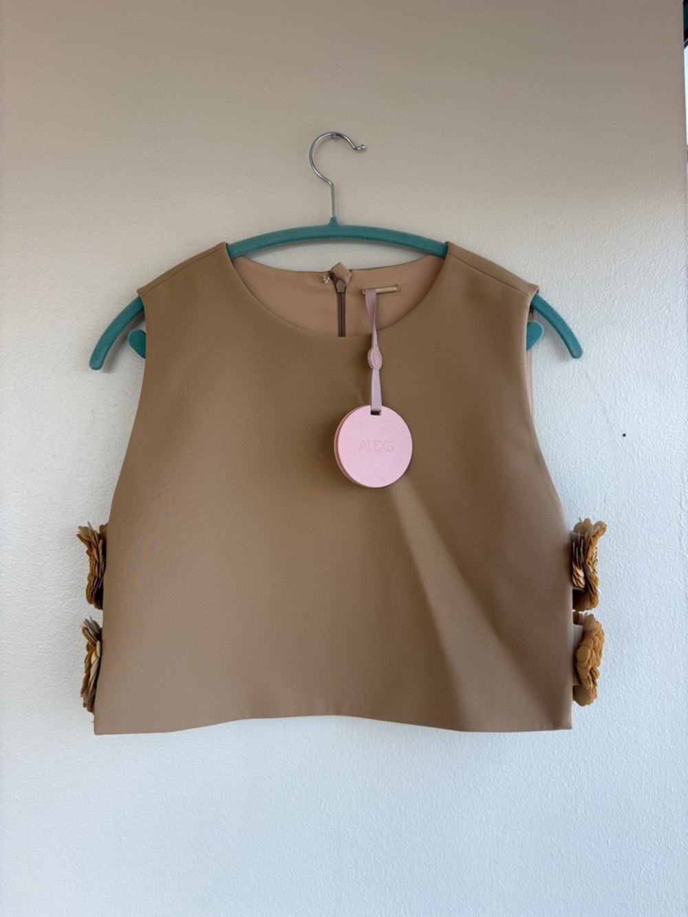 Alexis Set Raylin Top and Susie skirt - Picture 4 of 9
